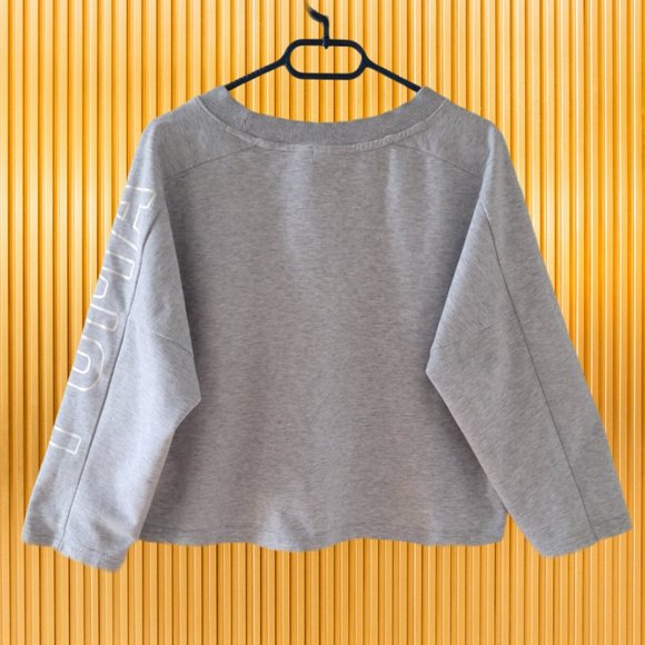 PUMA Women’s Fusion Cropped 7/8 Sweater Medium (Grey)- EUC - Picture 5 of 11